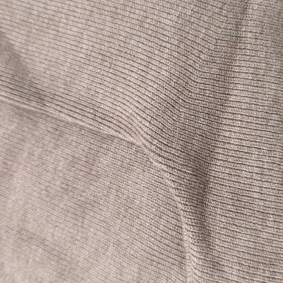 NWT Long Sleeve Turtleneck Sweater in Camel - Picture 2 of 3